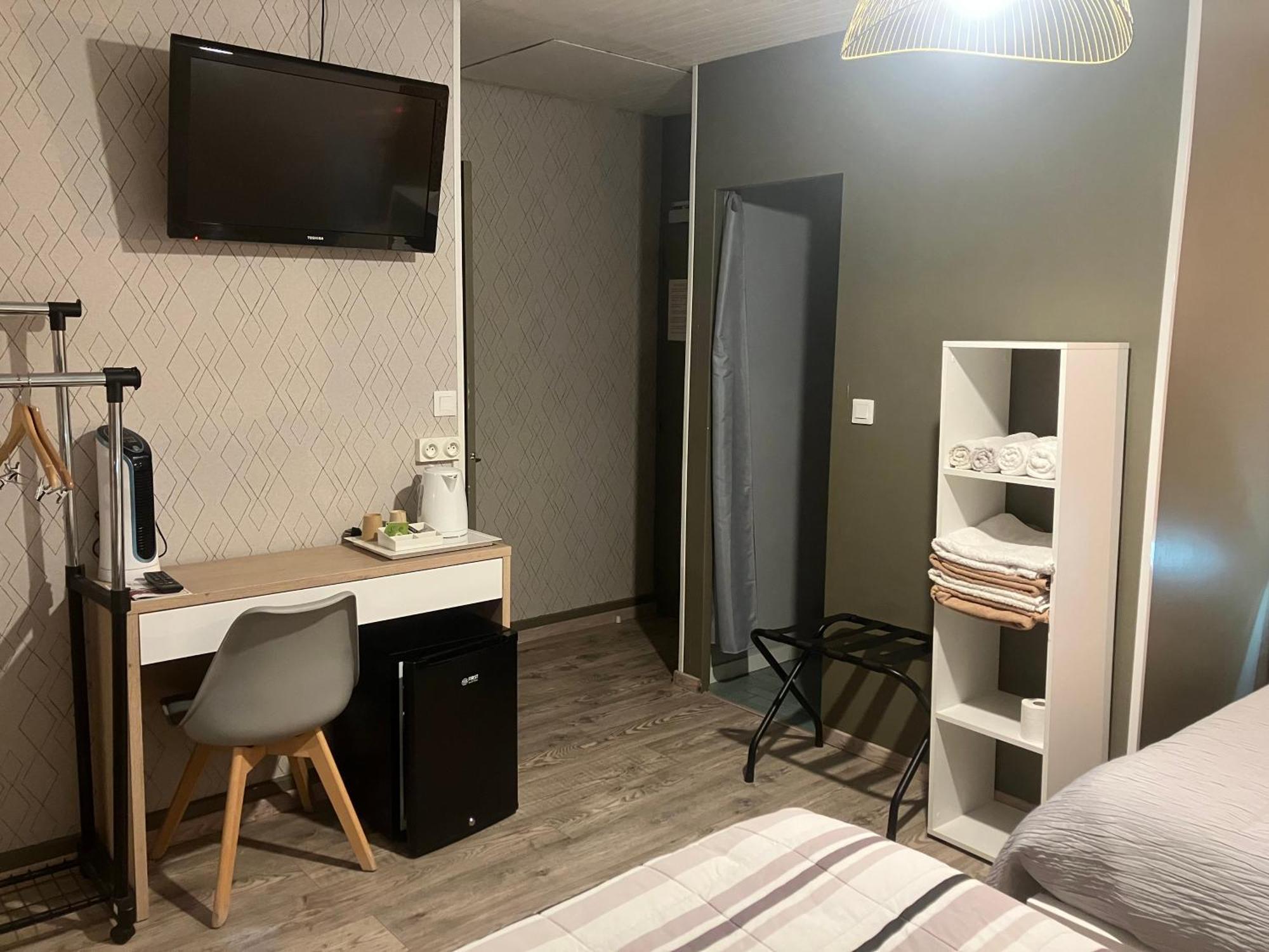 Hotel Du Nord Chambres Familiales Fontaines  Zewnętrze zdjęcie