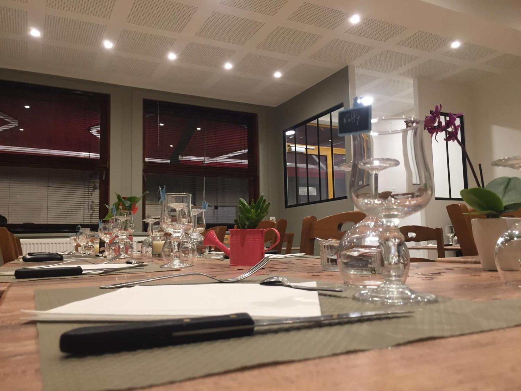 Hotel Du Nord Chambres Familiales Fontaines  Zewnętrze zdjęcie
