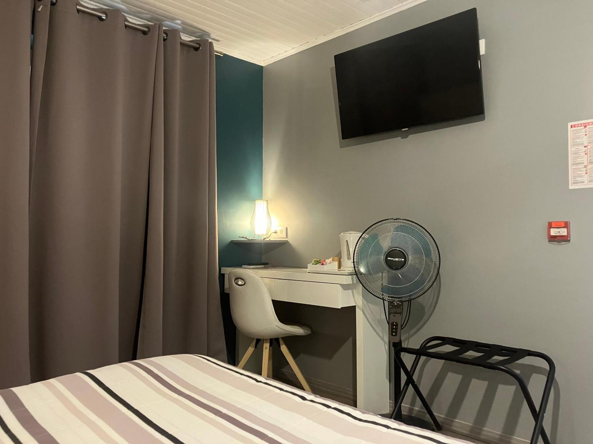 Hotel Du Nord Chambres Familiales Fontaines  Zewnętrze zdjęcie