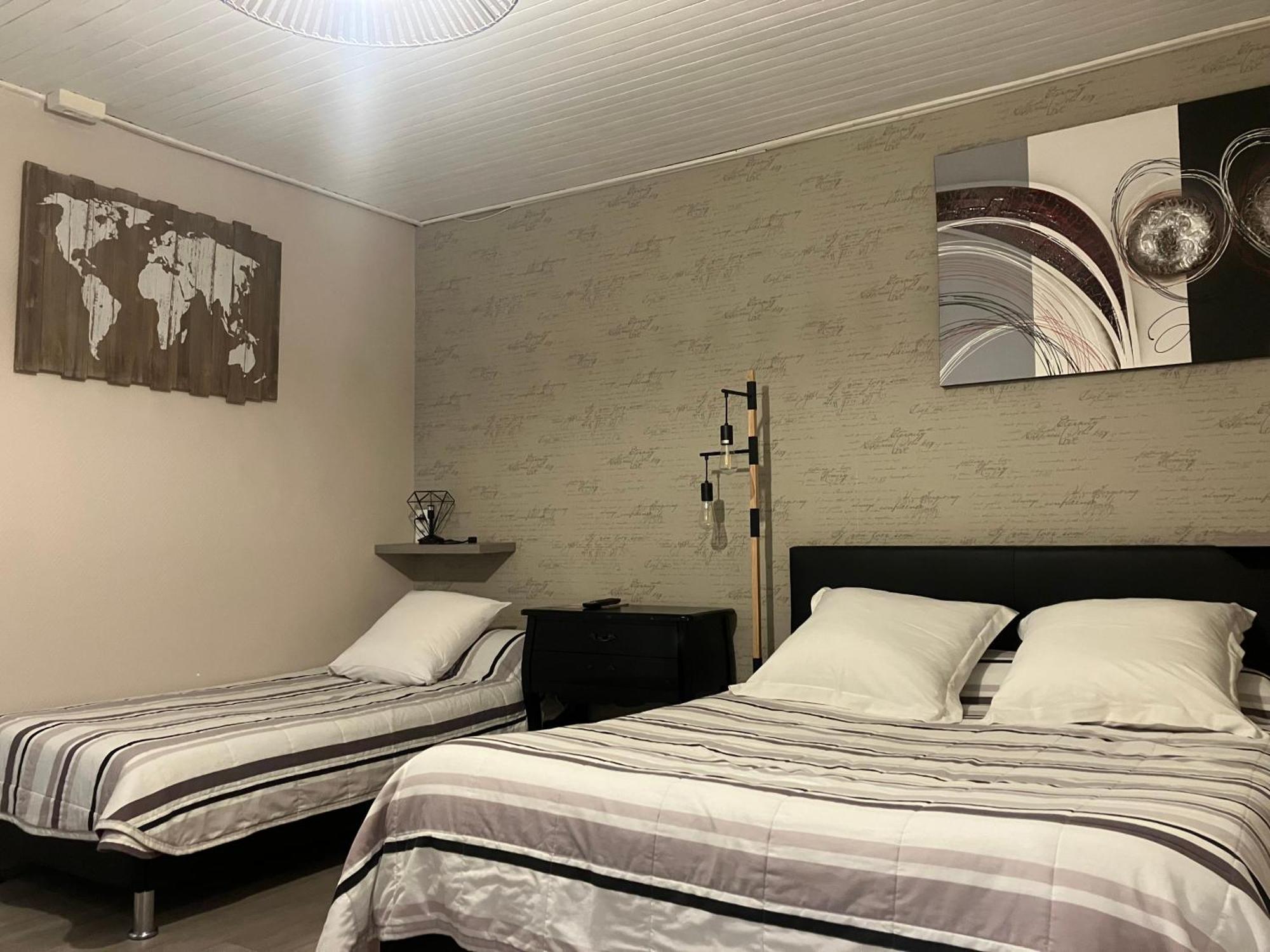 Hotel Du Nord Chambres Familiales Fontaines  Zewnętrze zdjęcie