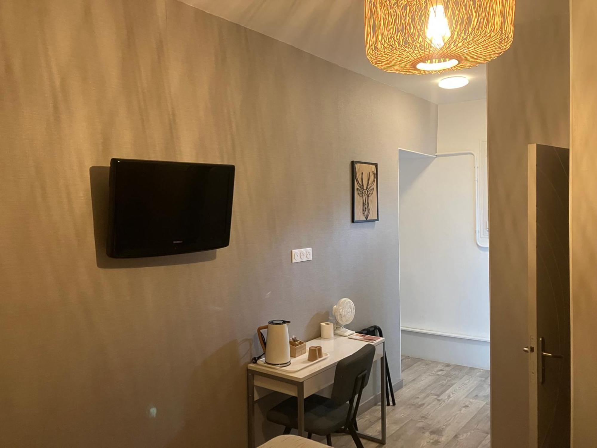 Hotel Du Nord Chambres Familiales Fontaines  Zewnętrze zdjęcie
